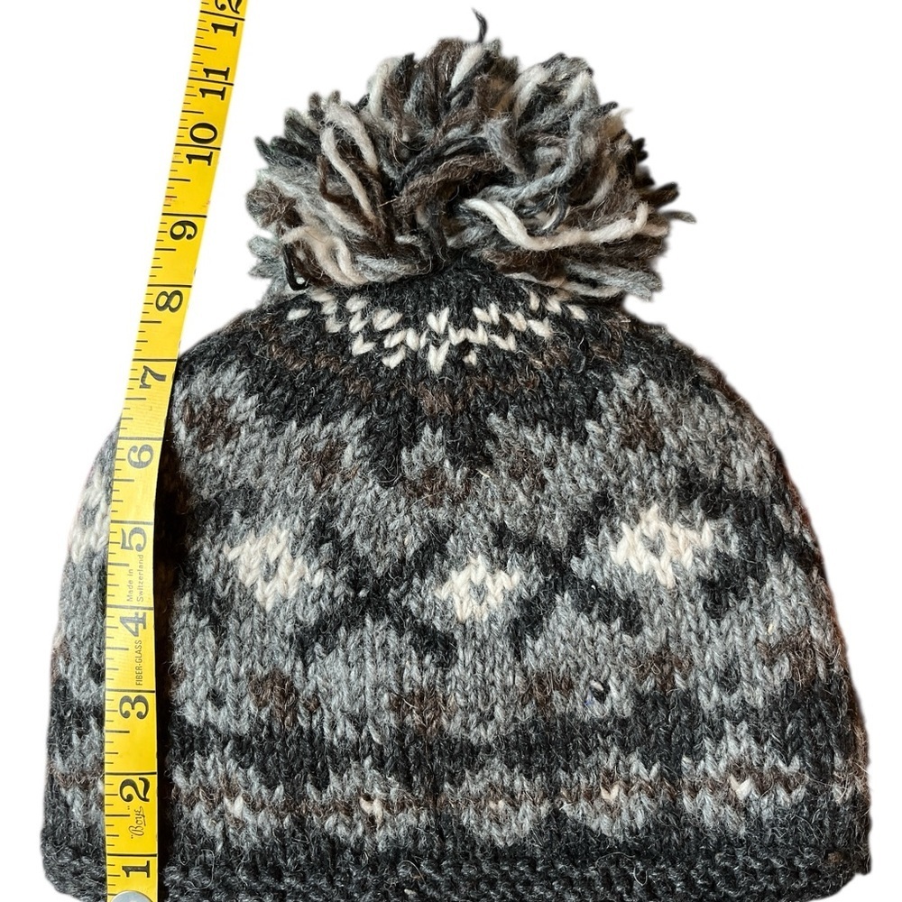 Collection Royal Cozy Knit Pom-Pom Fleece Lined Beanie - Black and Gray NWT - Picture 7 of 7